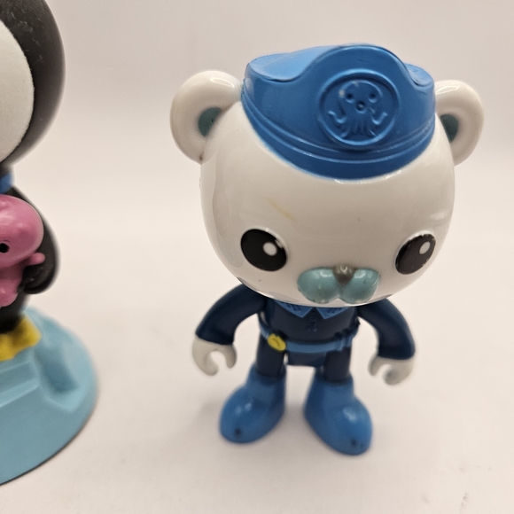 2012 Mattel Octonauts Tweak with carrot Peso Penguin Rubber pvc figures Used. - Picture 2 of 9